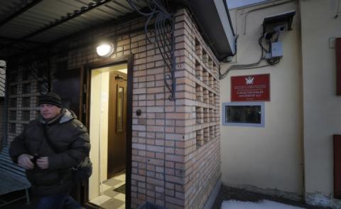 Российские активисты передали в «Лефортово» еду и одежду пленным украинцам