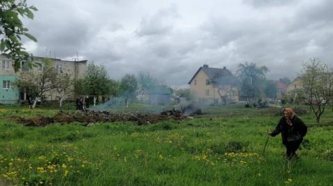 В Беларуси рядом с жилыми домами разбился самолет ВВС (видео)