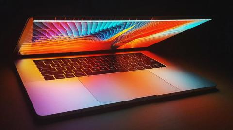 Apple  14  16- MacBook Pro  ""  iPhone