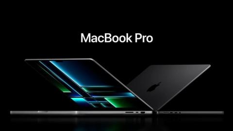 Apple  MacBook Pro   M2