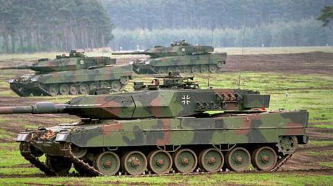       Leopard 2: ͳ  