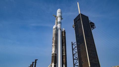 SpaceX     Falcon Heavy     7 