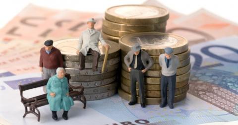 Упрощен механизм выплаты пенсий и денежной помощи за границей